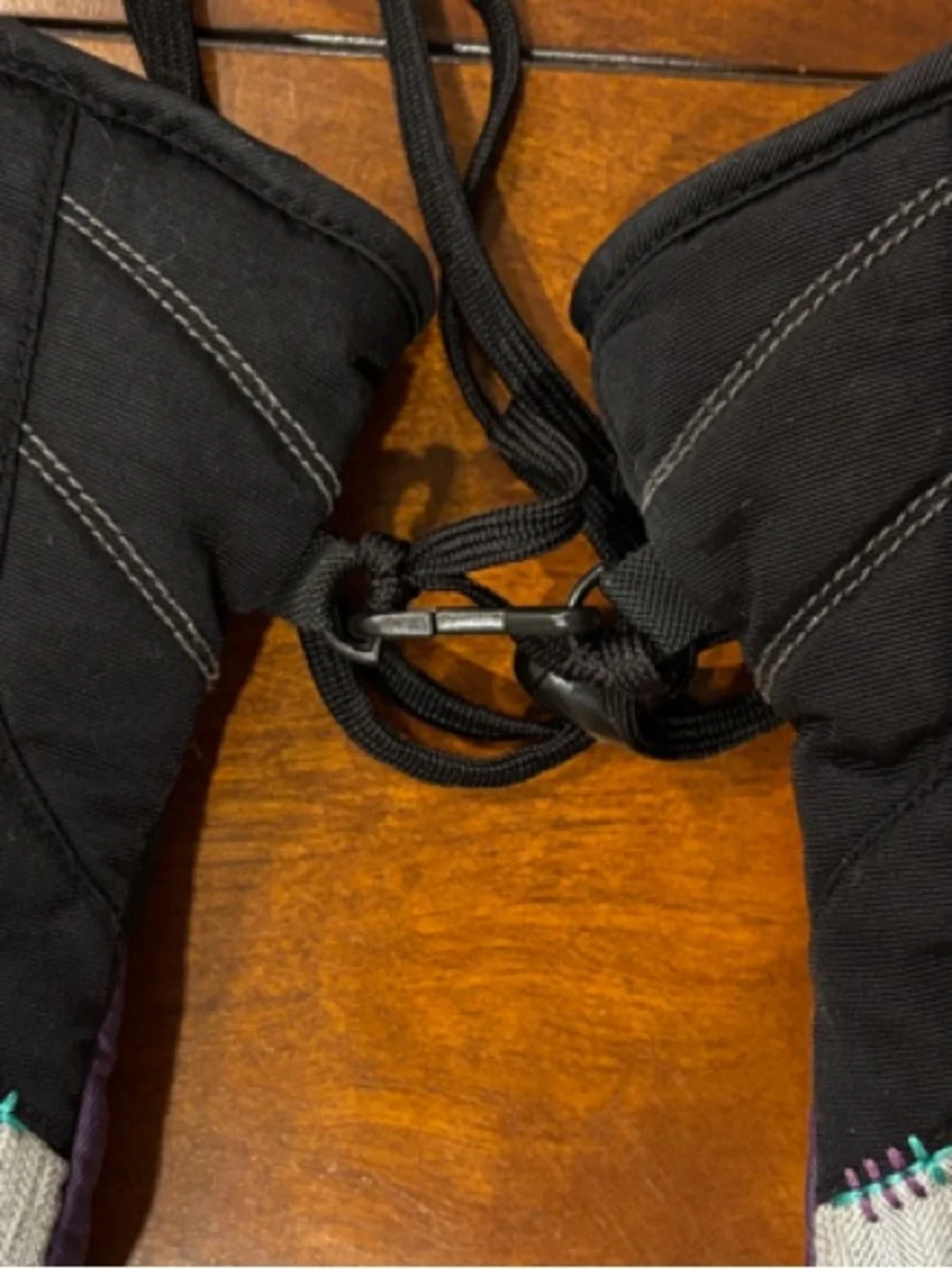 Dakine Black, Gray & Purple‎  Snowboard Gloves.  Small